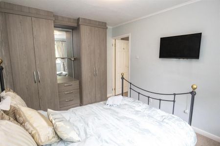 3 bedroom townhouse to rent - Photo 4