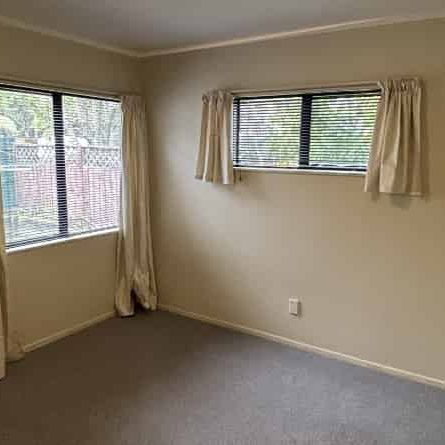 Charming Three-Bedroom Home in Maoribank - Photo 1