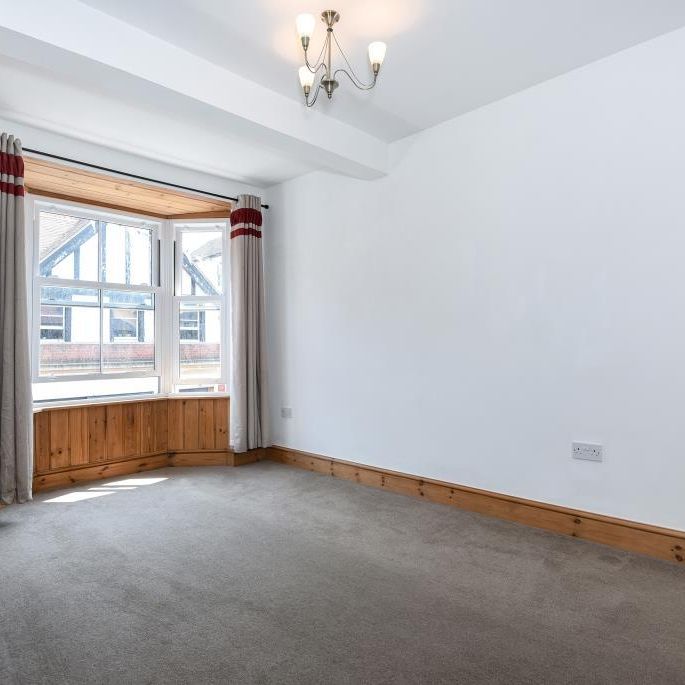 2 bedroom flat to rent - Photo 1