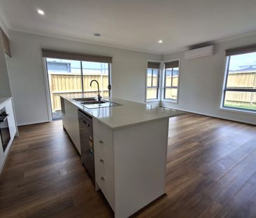 This home ticks all the boxes. - Photo 6