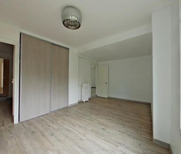 Location Appartement 4 pièces 83m² POITIERS 86000 - Photo 5