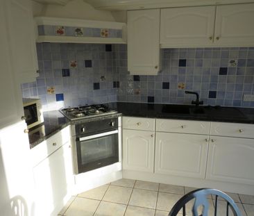 Sophia Walk, Cardiff, Pontcanna - Photo 1