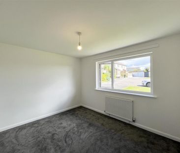 2 bedroom bungalow to rent - Photo 2