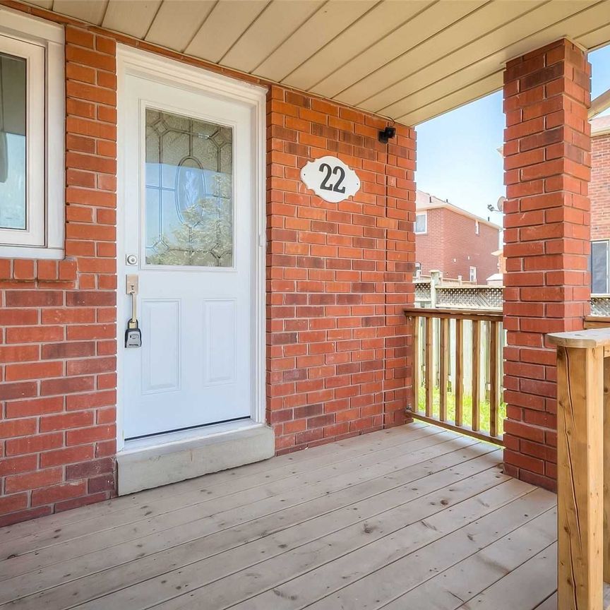 For Lease - 22 Weatherup Crescent, Barrie, Ontario - Photo 1