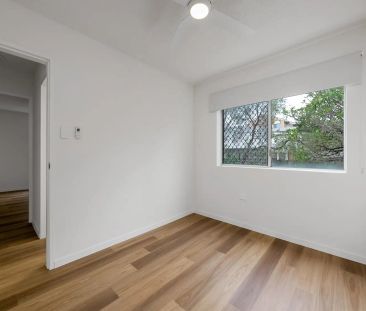 “Beautifully Presented Home Offering Comfort and Convenience” - Photo 4