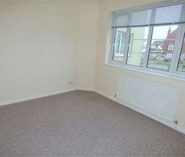 London Road, Leigh On Sea, Leigh On Sea, SS9 - Photo 2