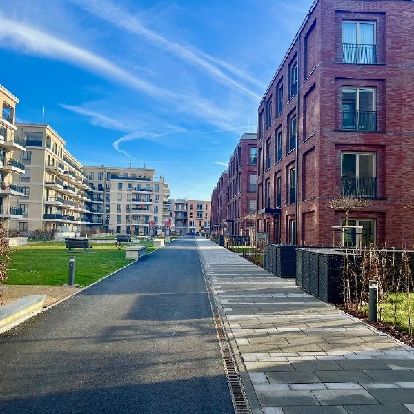 HAFENCITY DRESDEN - STADTVILLEN AM ELBBOGEN - Foto 1