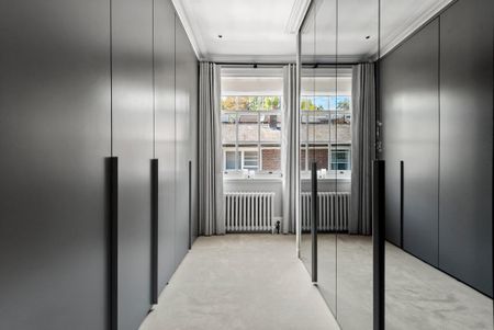 3 bedroom mews to rent - Photo 2