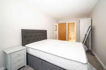 Apt 14.07 Obel Tower, 62 Donegall Quay, Belfast, BT1 3NH - Photo 3