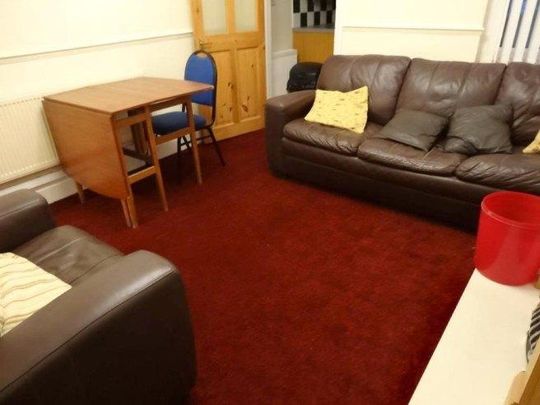 3 bedroom house share to rent - Photo 1