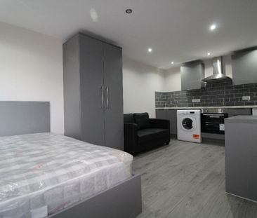 Market Street West Flat, PRESTON, Lancashire PR1 2HB - Photo 3