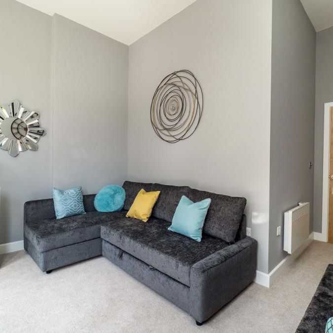 2 bedroom flat to rent - Photo 1