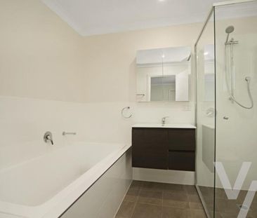 2/104-106 Bailey Street, Adamstown NSW 2289 - House For Rent | Domain - Photo 2