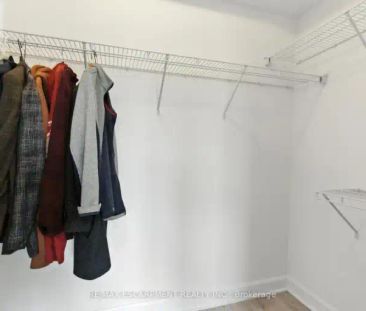 427 - 3240 WILLIAM COLTSON AVENUE | 427 - 3240 WILLIAM COLTSON AVEN... - Photo 1