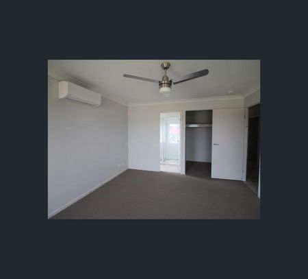 31 Frankland Street, South Ripley, Qld 4306 - Photo 5