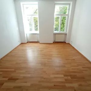 HOFSEITIGE, 2 Zimmer Stilaltbauwohnung - Nähe U1 - Photo 2