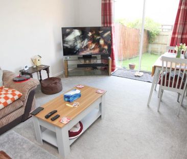 2 bedroom bungalow to rent - Photo 2