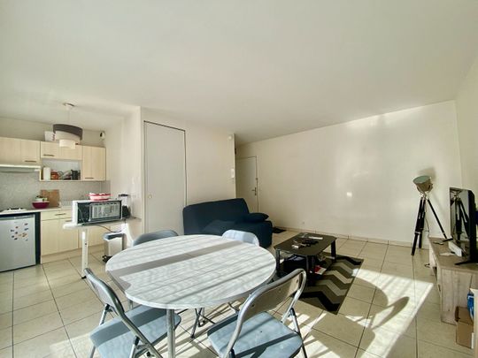 Location Appartement 1 pièce 28m² - Photo 1