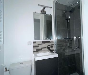 Location Appartement 1 pièce 12m² - Photo 2