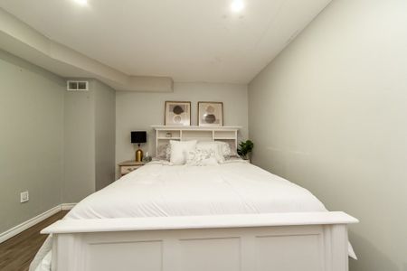 For Lease - 1447 Fleming Court, Oshawa, Ontario - Photo 2