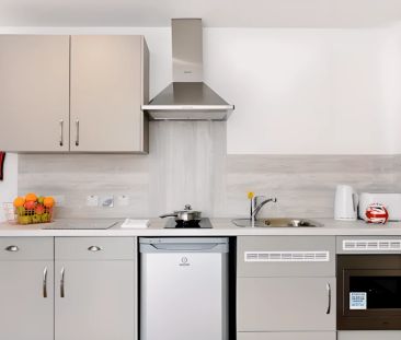 Studio - Platinum - Photo 5