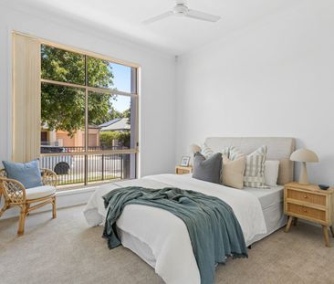 Lifestyle & Convenience – Beautiful Varsity Lakes Family Home - Photo 6