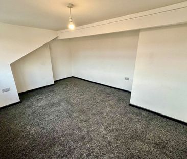 Darfield Crescent - Photo 5