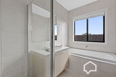 36 Dukes Lane Strathfieldsaye VIC - Photo 4