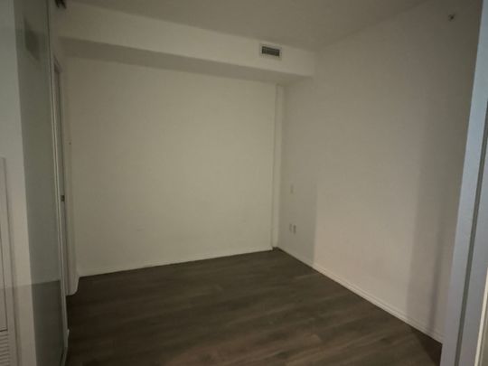 For Lease - 45 Charles Street Unit# 501, Toronto, Ontario - Photo 1