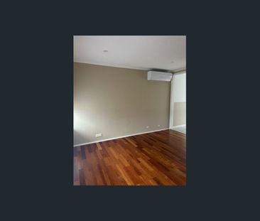 54 Hitchcock Street, Breakwater, Vic 3219 - Photo 4