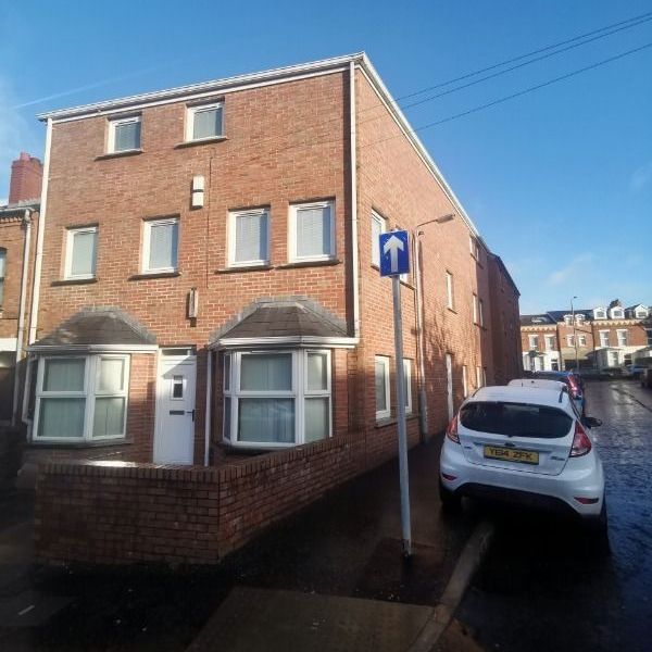 7 Donnybrook Street, Belfast BT9 7DB - Photo 1