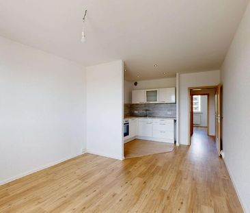 Sag „ja“ zu dieser schicken 2-Raum-Wohnung mit Einbauküche, Balkon ... - Foto 1