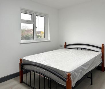 Studio to rent - Photo 6