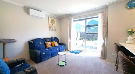 Fabulous Family House - Photo 5