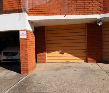 PERFECT 3 BEDROOM UNIT FOR RENT!!!!!!!! - Photo 2