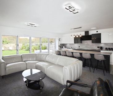 4 bedroom detached house to rent - Photo 5