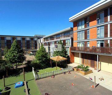 2 bedroom property to rent - Photo 3