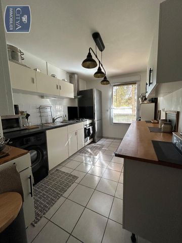 Location Appartement 4 pièces 90m² TASSIN LA DEMI LUNE 69160 - Photo 5