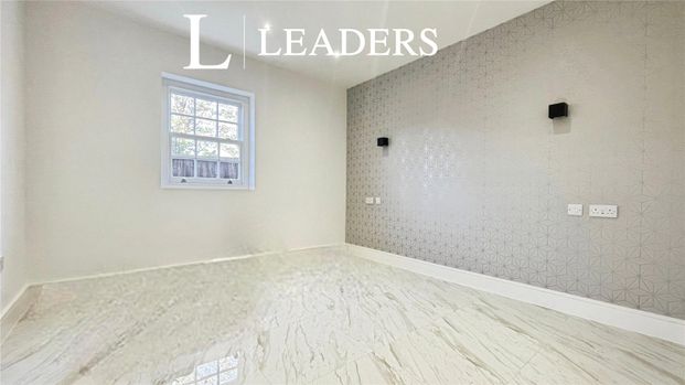 2 bedroom apartment to rent East Street, Rochford, Essex, SS4 - Photo 1