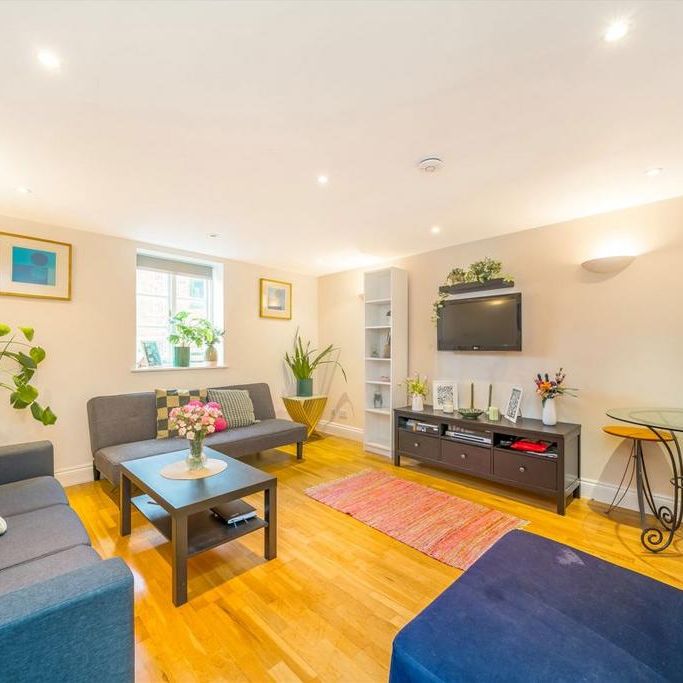 1 bedroom flat to rent - Photo 1