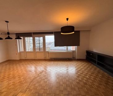 Appartement te huur - foto 1