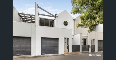 Alfresco Style, Prized Pocket - Photo 3