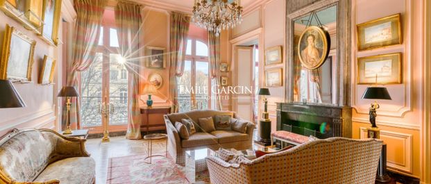 Appartement • Triangle d'Or - Photo 1