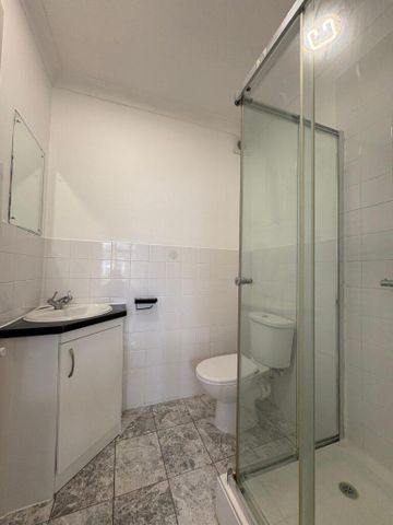 5 bedroom terraced house to rent - Photo 5