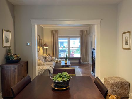 **BEAUTIFUL** 2 Bedroom House in St. Catharines!! - Photo 2