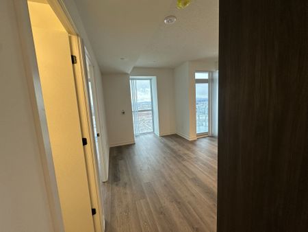 For Lease - 8 Interchange Way Unit# 4312, Vaughan, Ontario - Photo 2