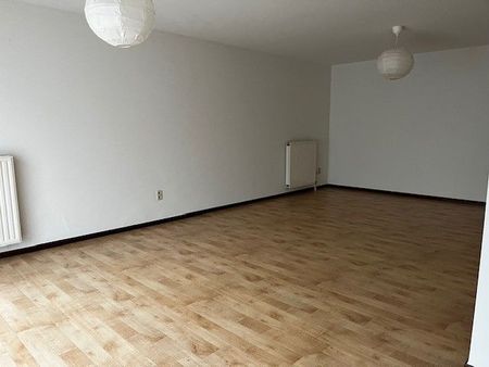 Groot appartement met garage en 1 slaapkamer - Foto 5