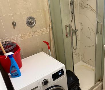 1 bedroom in a house share to rent - Photo 6