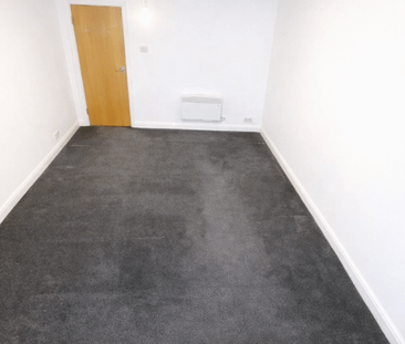 Flat 1, Conference Road, Armley, Leeds, LS12 3DX - Photo 4