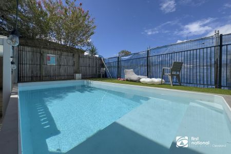 BEAUTIFUL ONE BEDROOM AIR-CONDITIONED APARTMENT - WITH SWIMMING POOL IN COMPLEX! - Photo 5